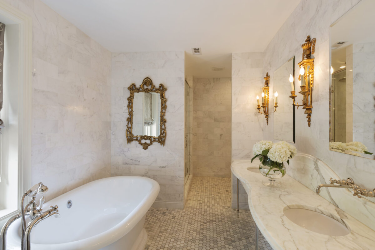 54443-bathtub-and-mirrors-in-ornate-bathroom-2021-08-28-23-40-30-utc - InDesign Kitchen and Bath Remodeling